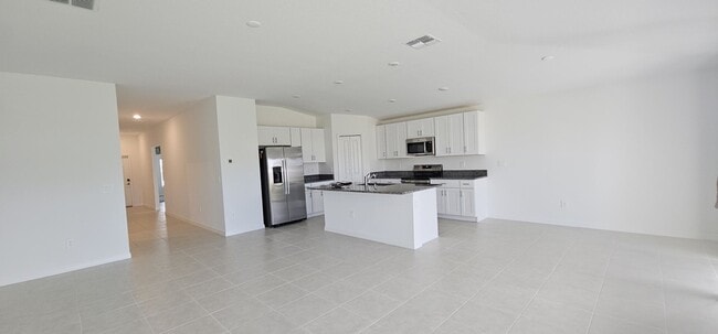 Photo - 4384 Fabulous Finch Ln