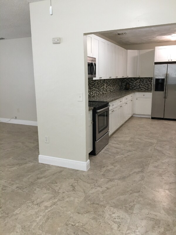 Photo - 195 Street, NW 42 Ave