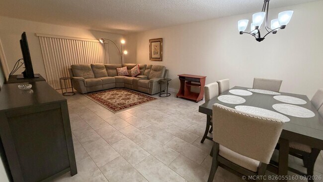 6866 Huntington Ln Unit 504