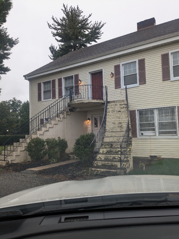 Photo - 2274 S Market St Unidad Apartment 6