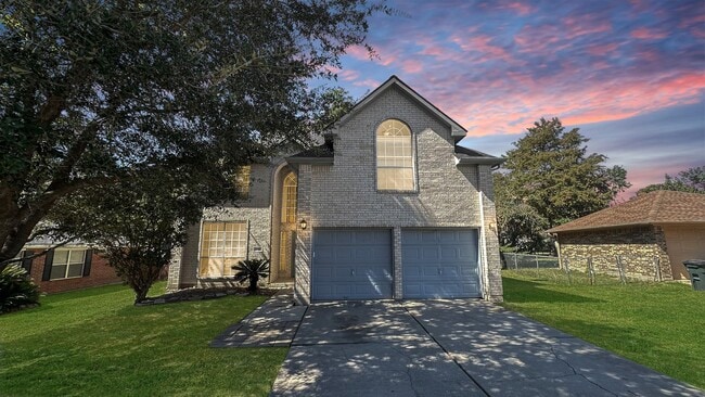 Charming 3-Bedroom Home Just Minutes from ... - Charming 3-Bedroom Home Just Minutes from ...