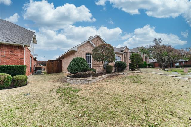 Photo - 8708 Moraine Dr