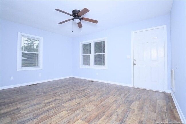 Photo - 615 Johnson St