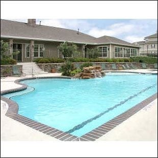 The Ravinia apartments — community photo