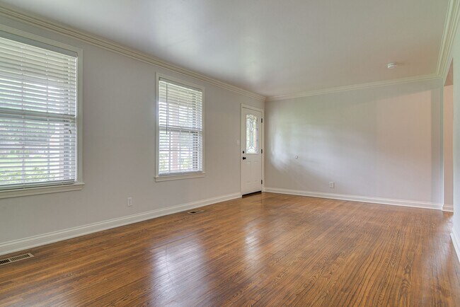 Photo - 4736 Danby Dr