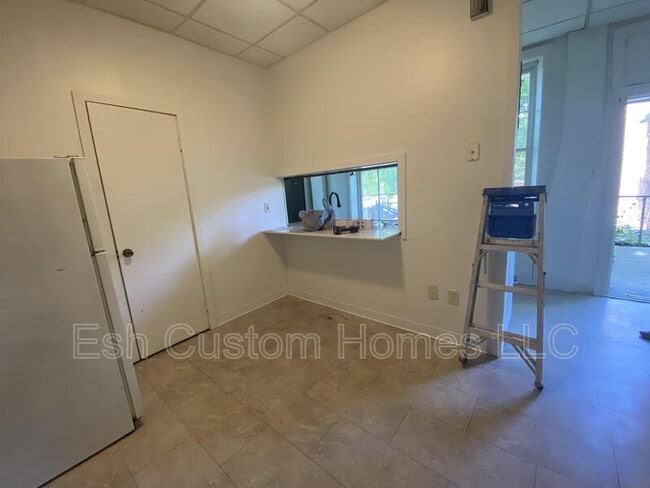 Photo - 30 N 2nd St