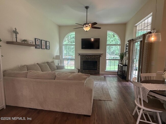 Photo - 1484 Wild Iris Ln