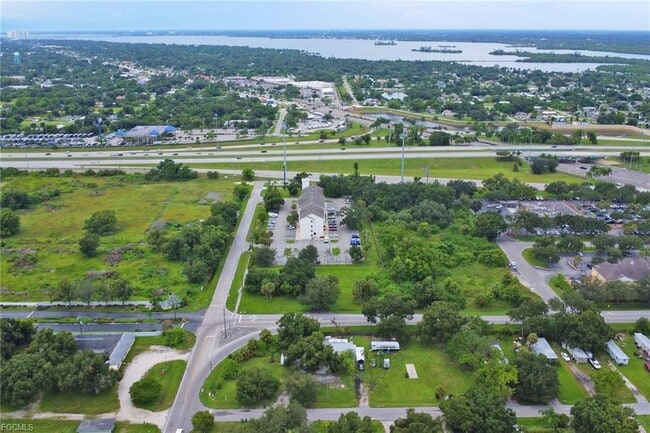 Photo - Sabal Ln Unit 2