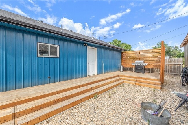 Photo - 205 N Fouch St