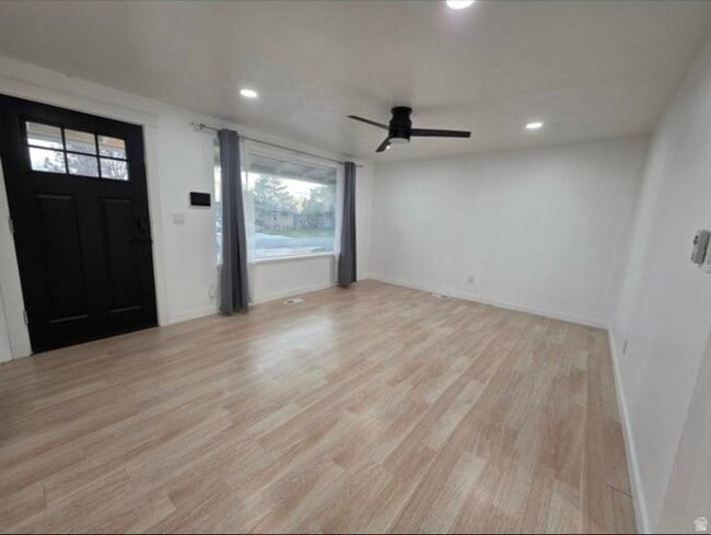Photo - 1606 W 1960 N