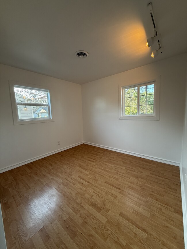 Photo - 2600 Bingham Ave