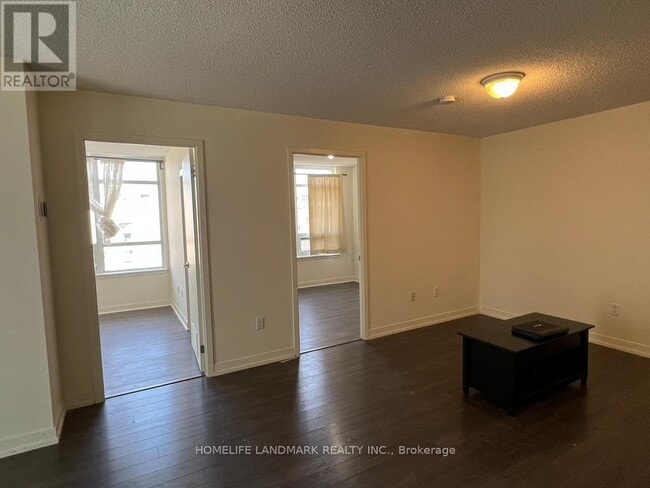 Photo - 812 Lansdowne Ave Unité 521