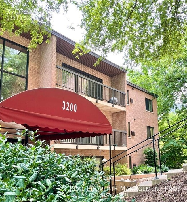 Building Photo - 3200 S 28th St Unit 404 Rental