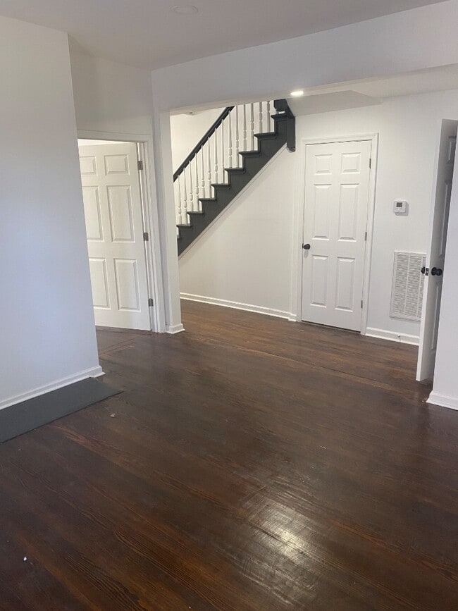 Photo - 1107 Buchanan St