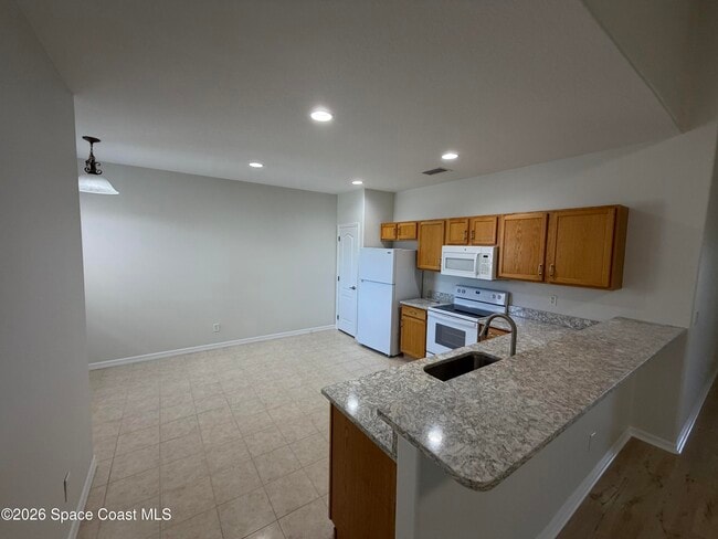 Photo - 1040 Venetian Dr