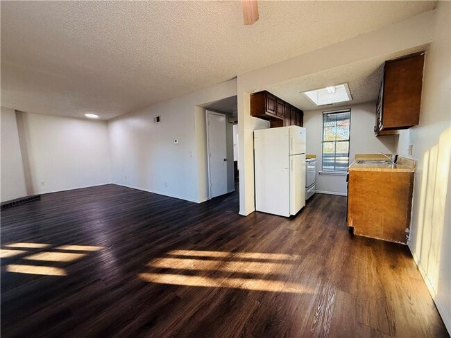 Building Photo - 1701 S West End St Unit 76