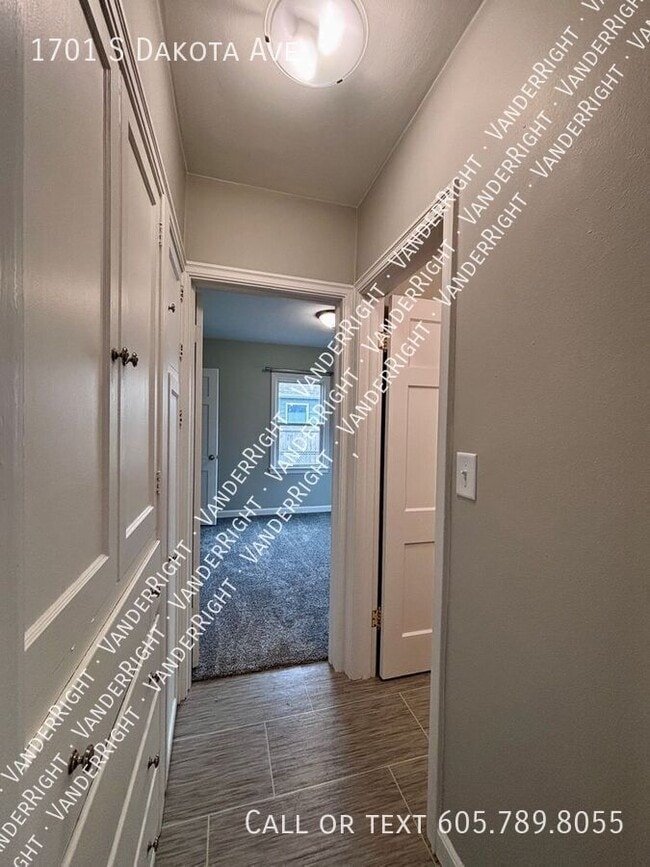 Photo - 1701 S Dakota Ave