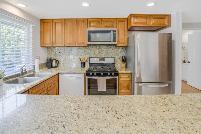 Photo - 23721 Pasatiempo Ln