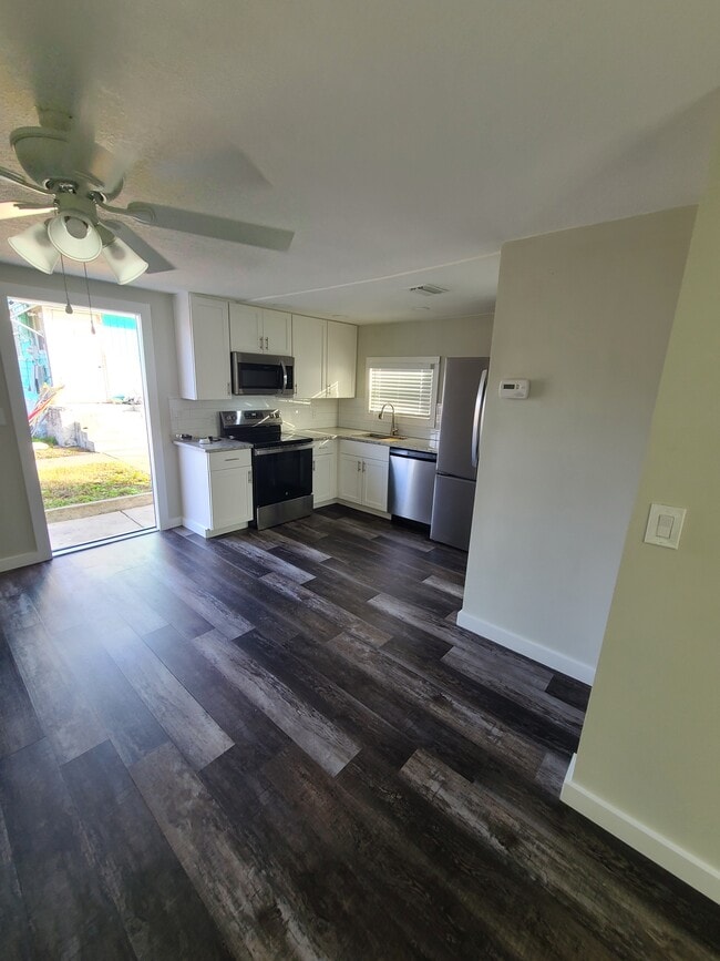 Photo - 6204 Pennsylvania Ave