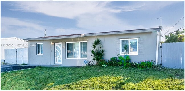 Photo - 1650 SW 63rd Terrace