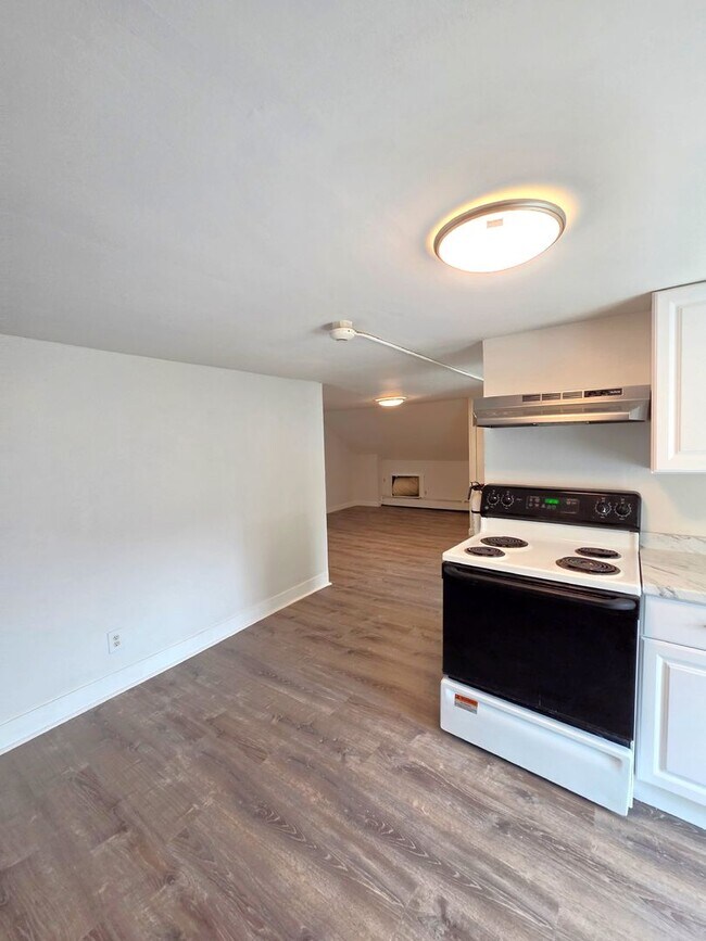 Photo - 22 Johnson St Unidad 3F