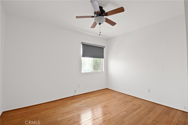1253 Taft Ln