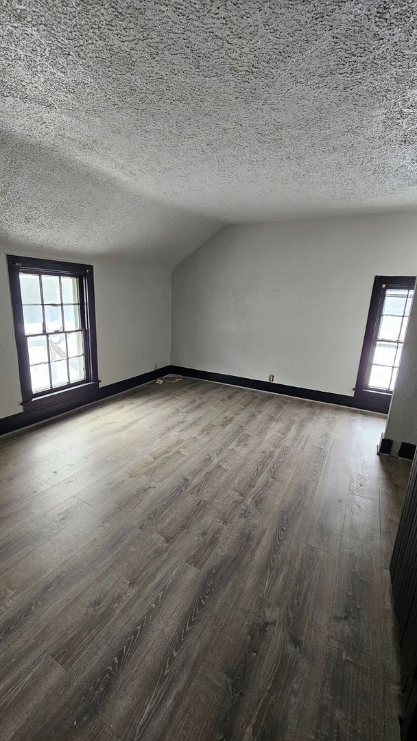 Photo - 118-118.5-1185 Wood St Unit 118.5 Wood St