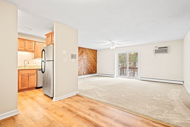 Photo - 599 Old West Central St Unidad C10