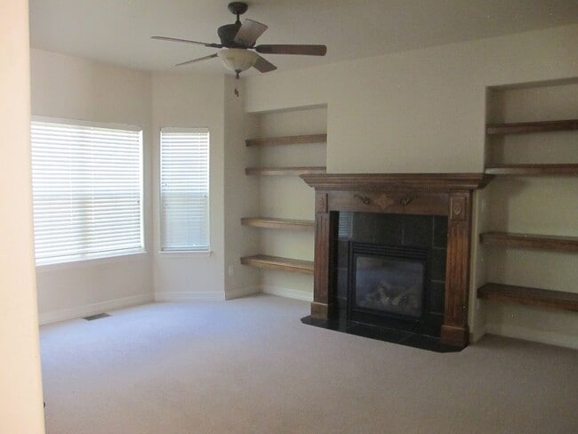 Photo - 838 N 7th St