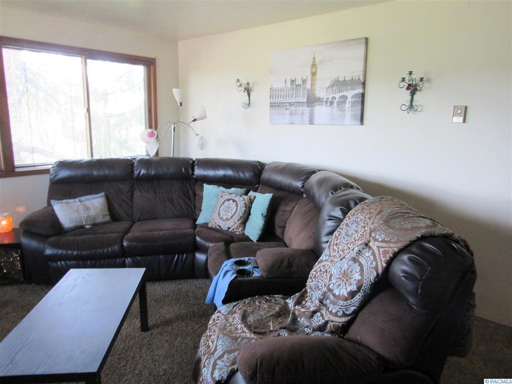 Photo - 1355 NW Deane St