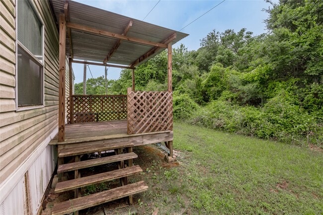 Building Photo - 1345 FM 405 Unit 2