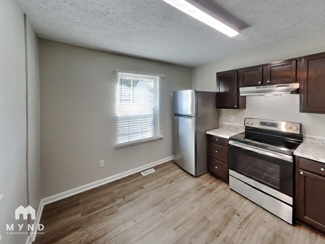 Photo - 1106 Lady Banks Dr