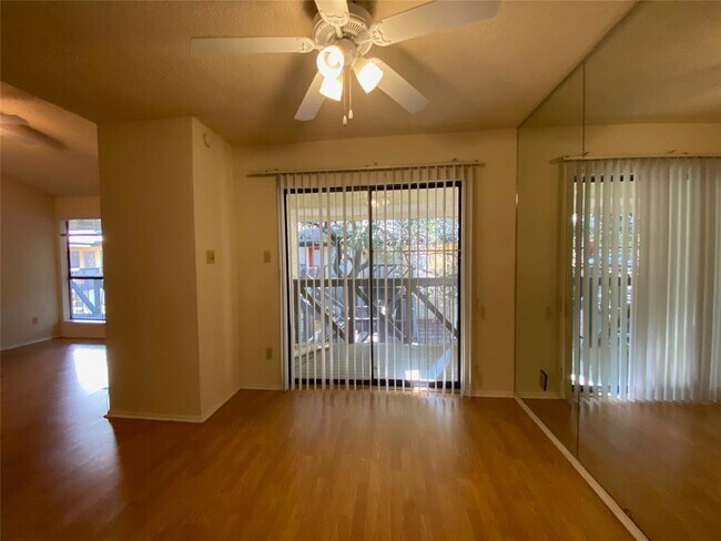 Photo - 806 W 24th St Unit 306