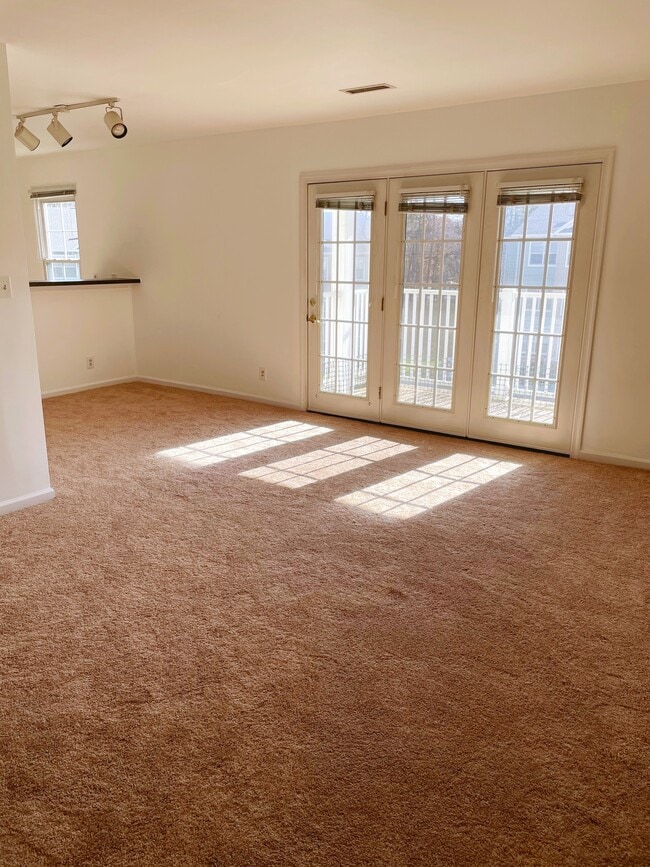 1217 Villa Ln Unit E