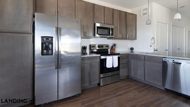 20915 Wilderness Oak Unidad 9408