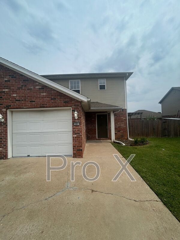 Building Photo - 2685 Ponchartrain St Unit Apt A