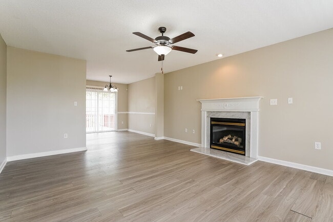 Photo - 128 Pondfield Ct