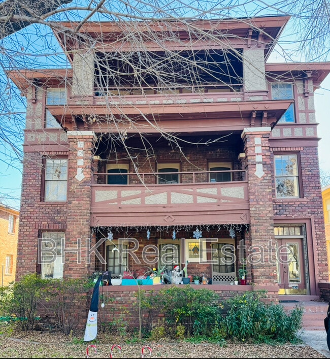 Photo - 4920 Victor St Unidad 2