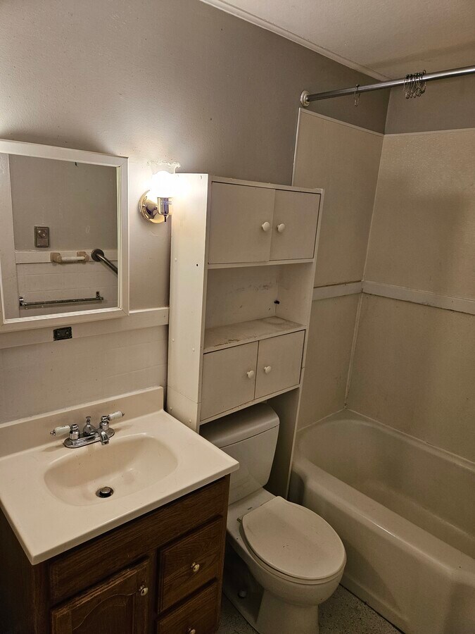 23 Lst. Condo Unit 1 Condo for Rent in Montague, MA