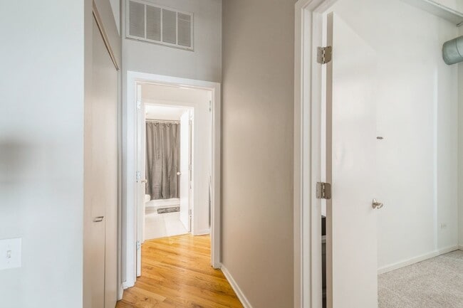 Photo - 500 S Clinton St Unit 330