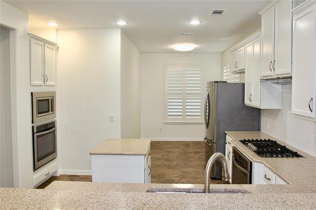 Photo - 4821 Bayview Dr