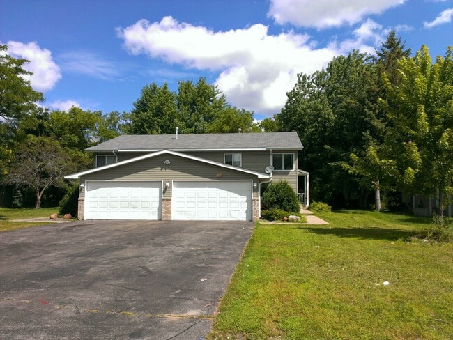 Building Photo - 4420 80th Avenue North Unit 4416