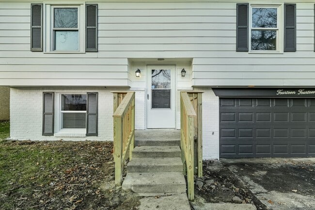 Photo - Check out this beautiful and spacious home. Located in Irvington with access to Warren Twp schools.