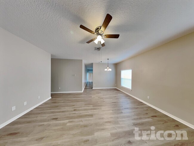 Photo - 4312 Hidden Meadow Dr