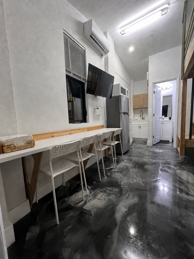 Photo - 1824 NW 49th St Unit Studio