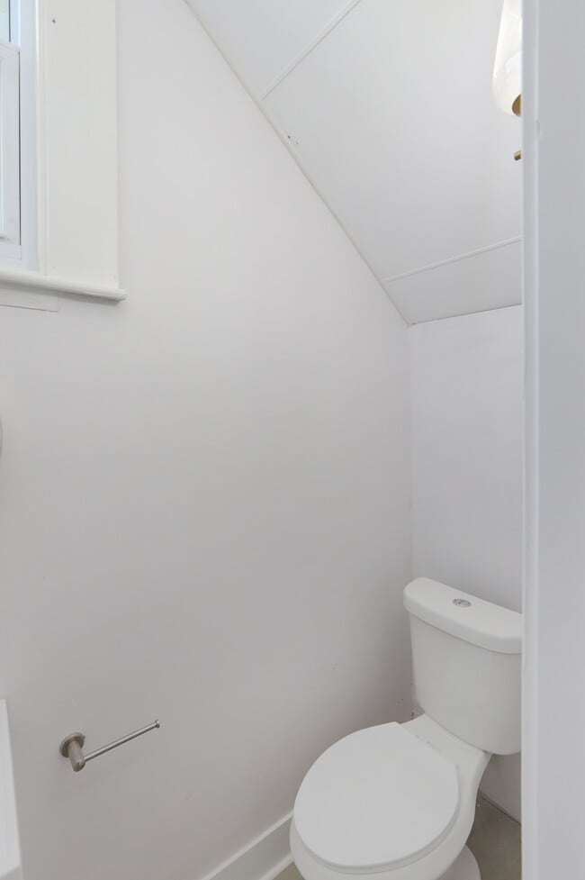 Photo - 617 Chestnut St