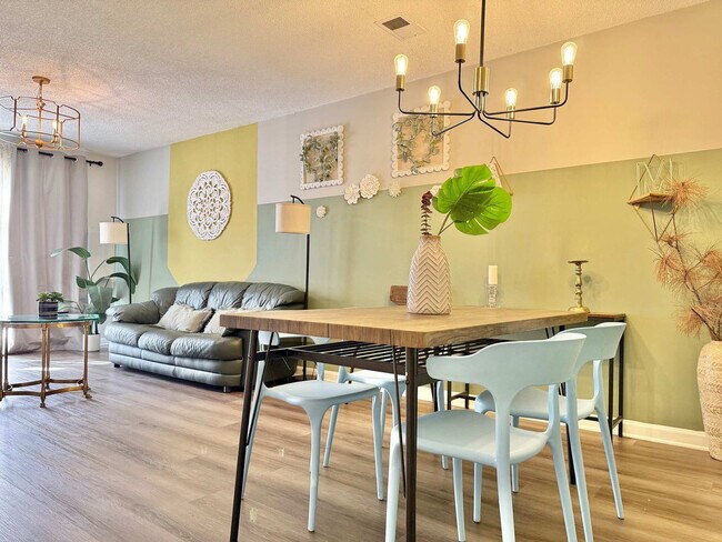 Photo - 1275 Sweet Pine Dr Unit ID1299389P