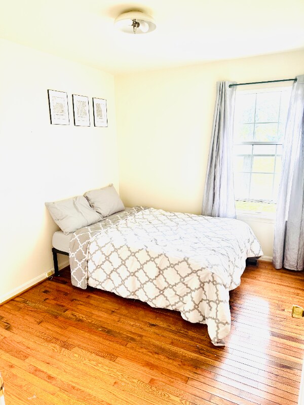 Photo - 2014 Ritchie Rd