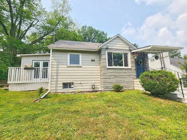 Building Photo - 642 Stacia Dr
