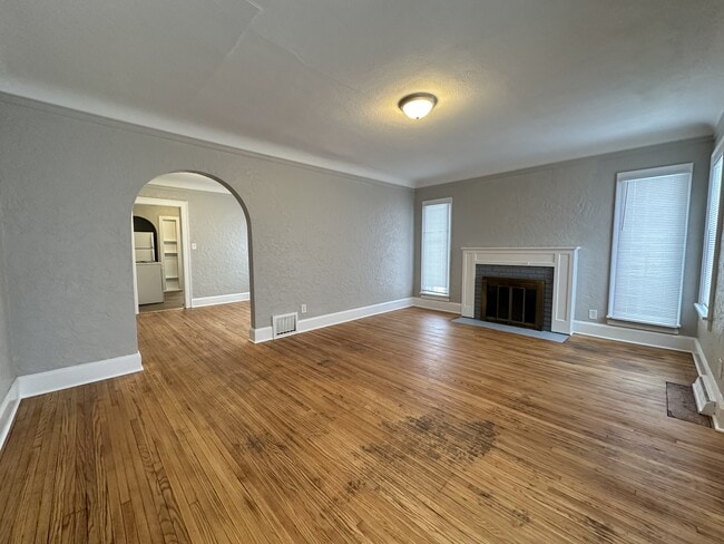 Photo - 1807 Carney Ave